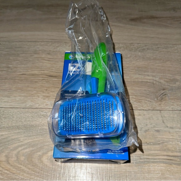 Brand new pet brush - Picture 7 of 9